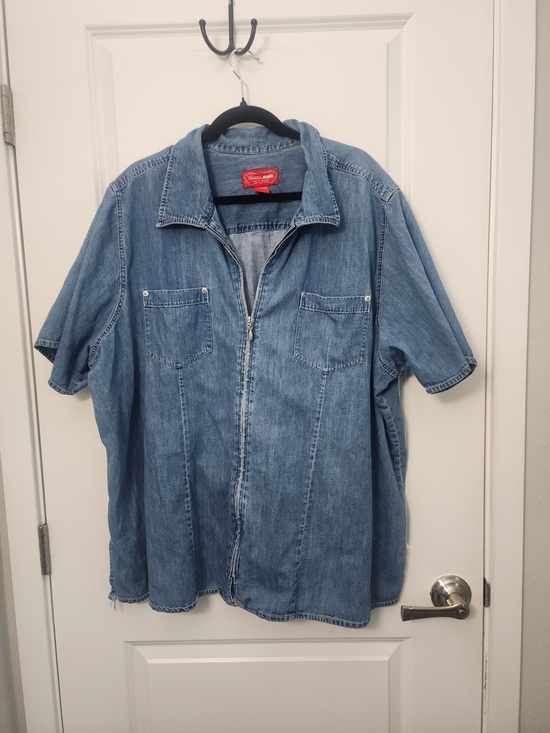 Vintage-Inspired Denim Zip-Front Short Sleeve Shirt - Blue - Picture 2 of 5